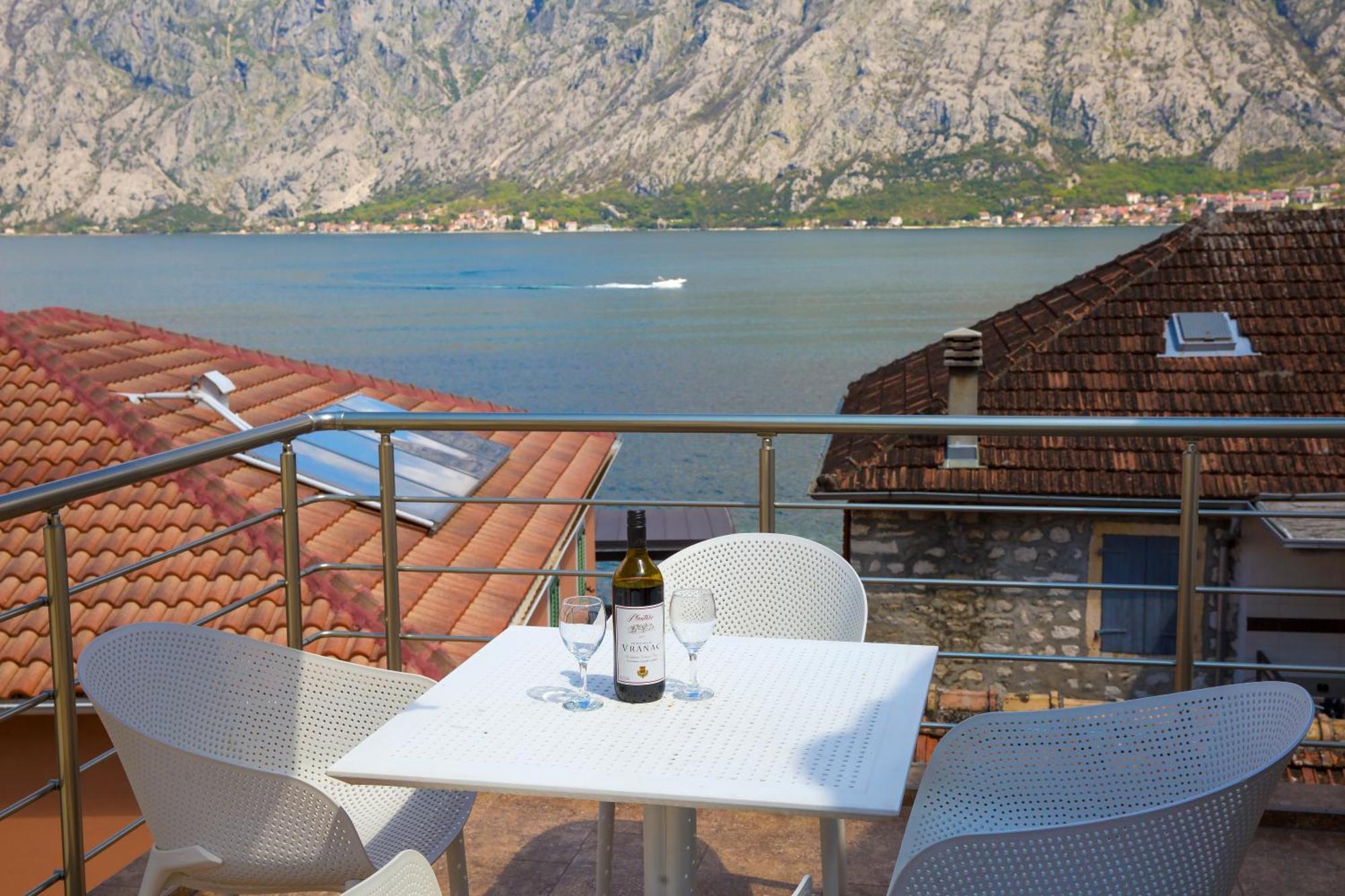 Apartments Bonaca Kotor Zewnętrze zdjęcie